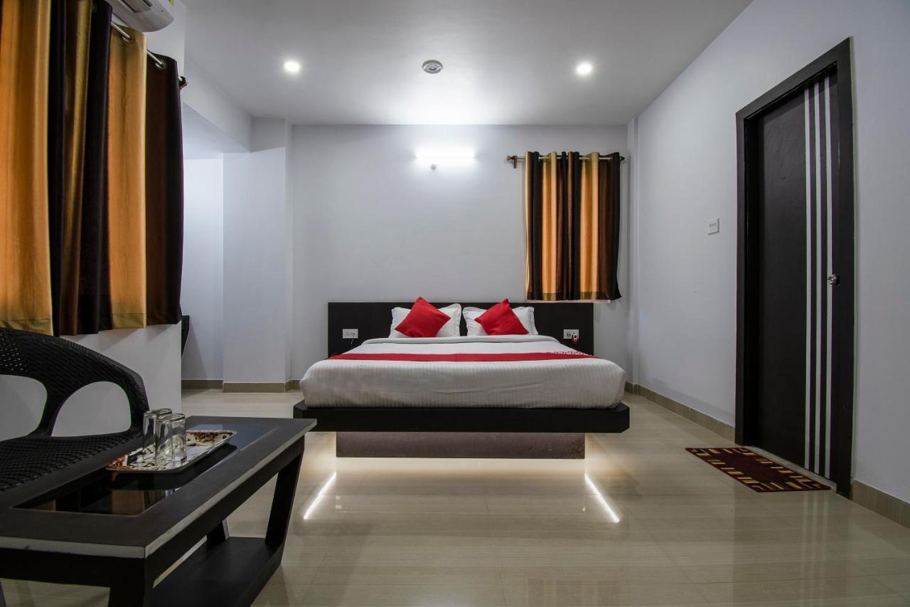 Oyo 26974 Hotel S G International Patna  Ngoại thất bức ảnh